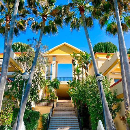 Romana Playa 323 Apartment By Ghr Rentals Marbella Eksteriør bilde